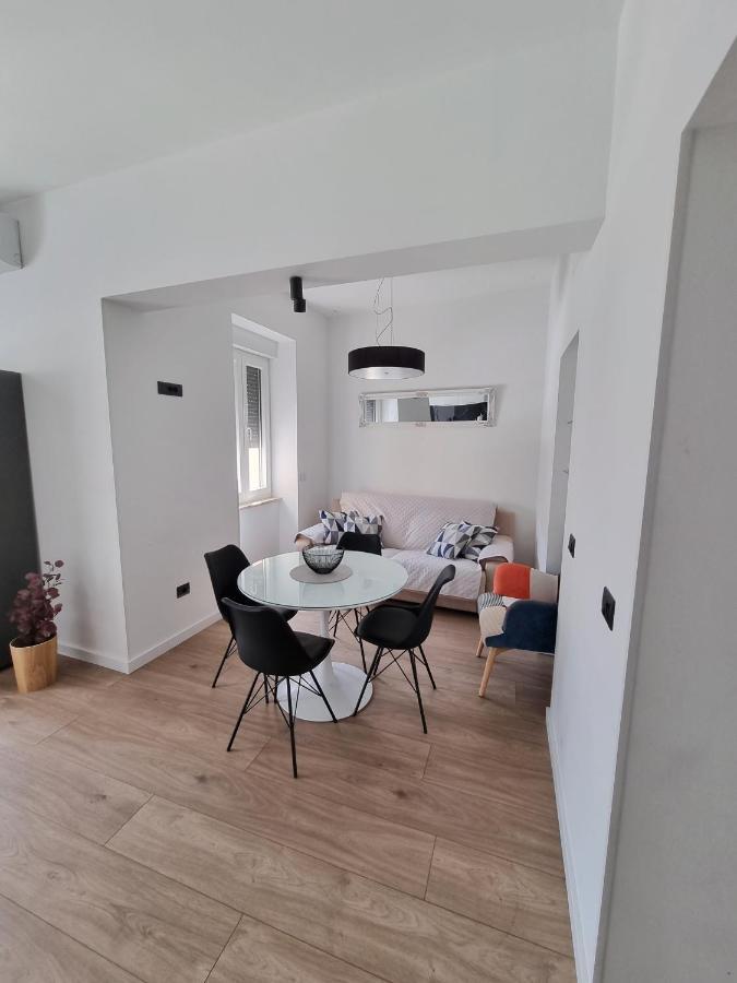Stivi Luxury Apartments Pola Esterno foto
